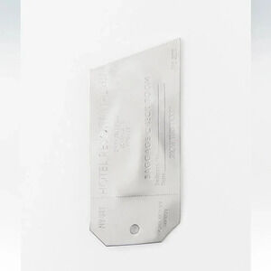 ZARA PLAQUE BROOCH WITH TEXT